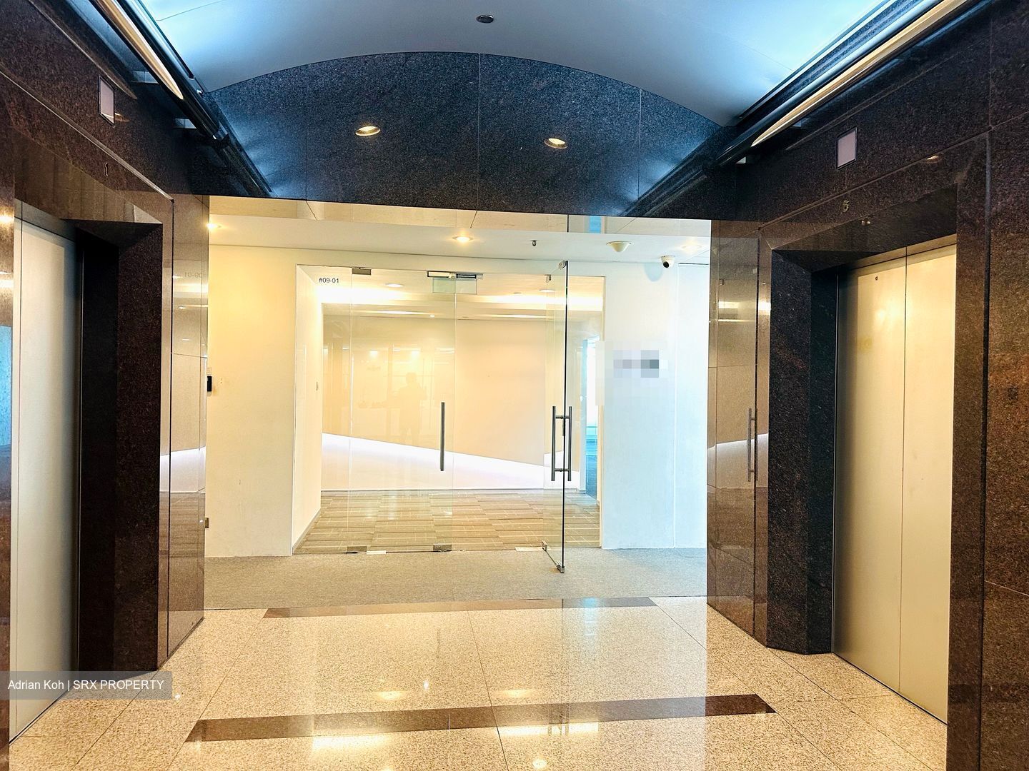 Tampines MRT (D18), Office #427301641